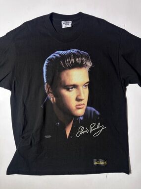 Vintage Elvis Graceland cotton T shirt from 1996